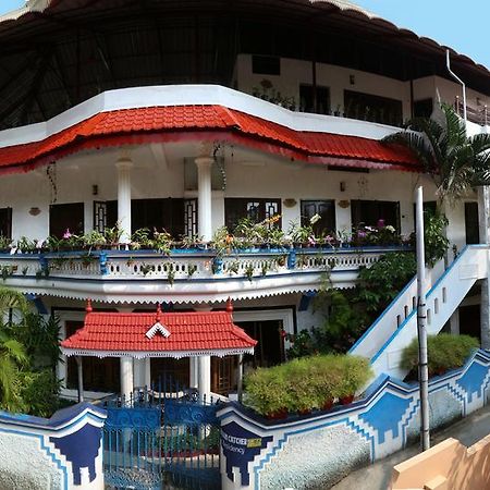 Dream Catcher Home Stay Kochi Exterior photo